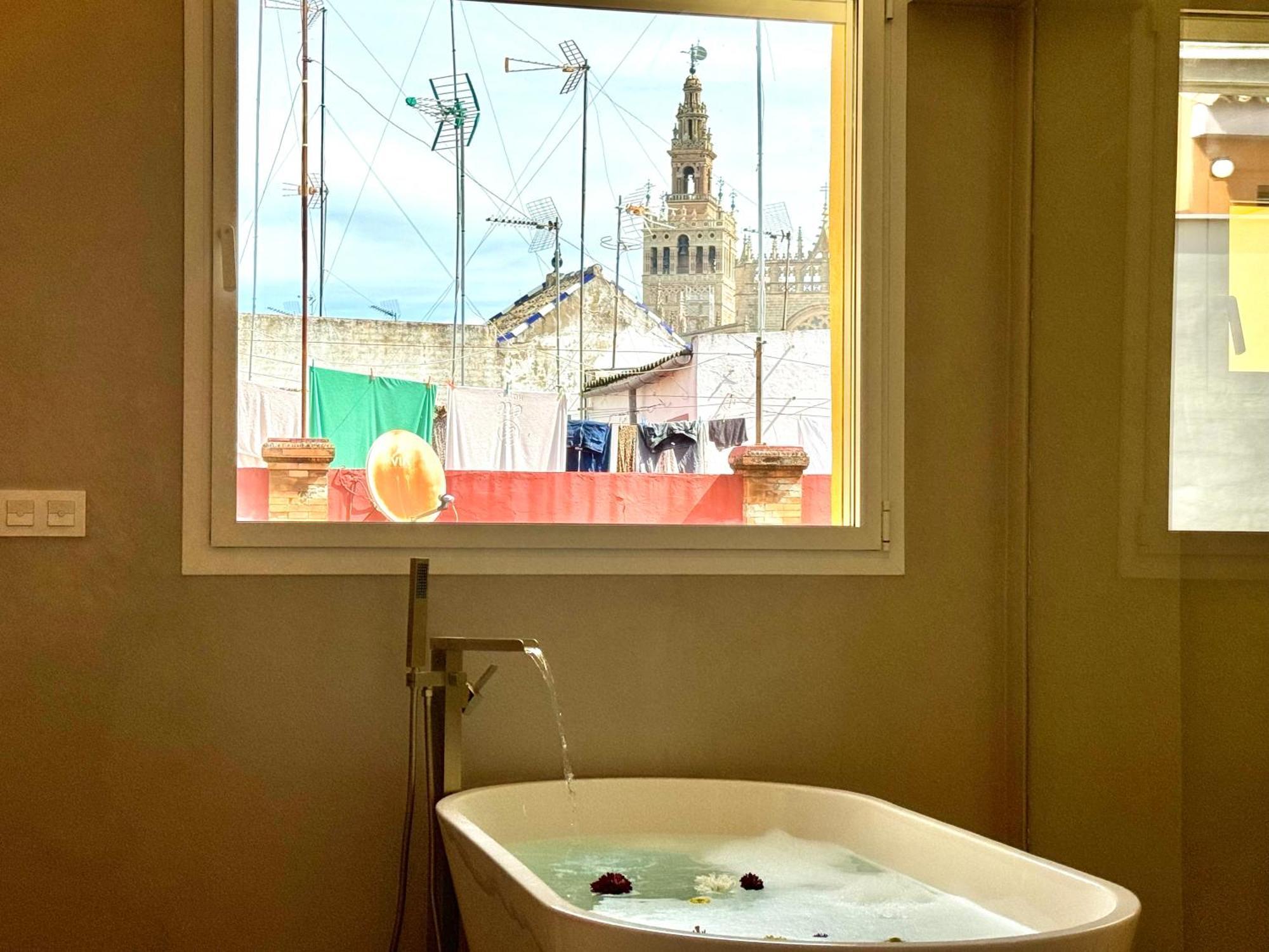 Luxury Cathedral Views In * Sewilla