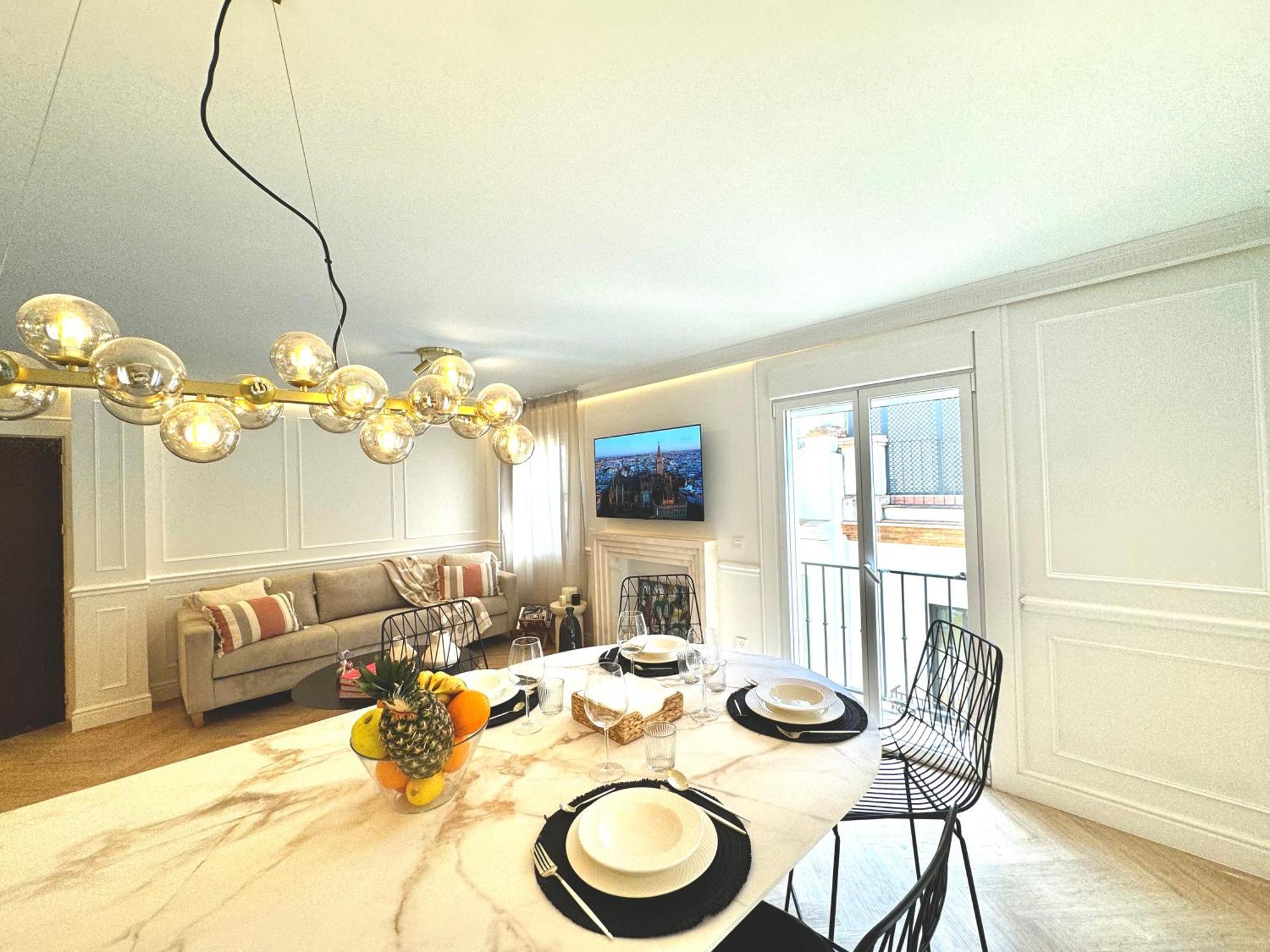 Apartament Luxury Cathedral Views In